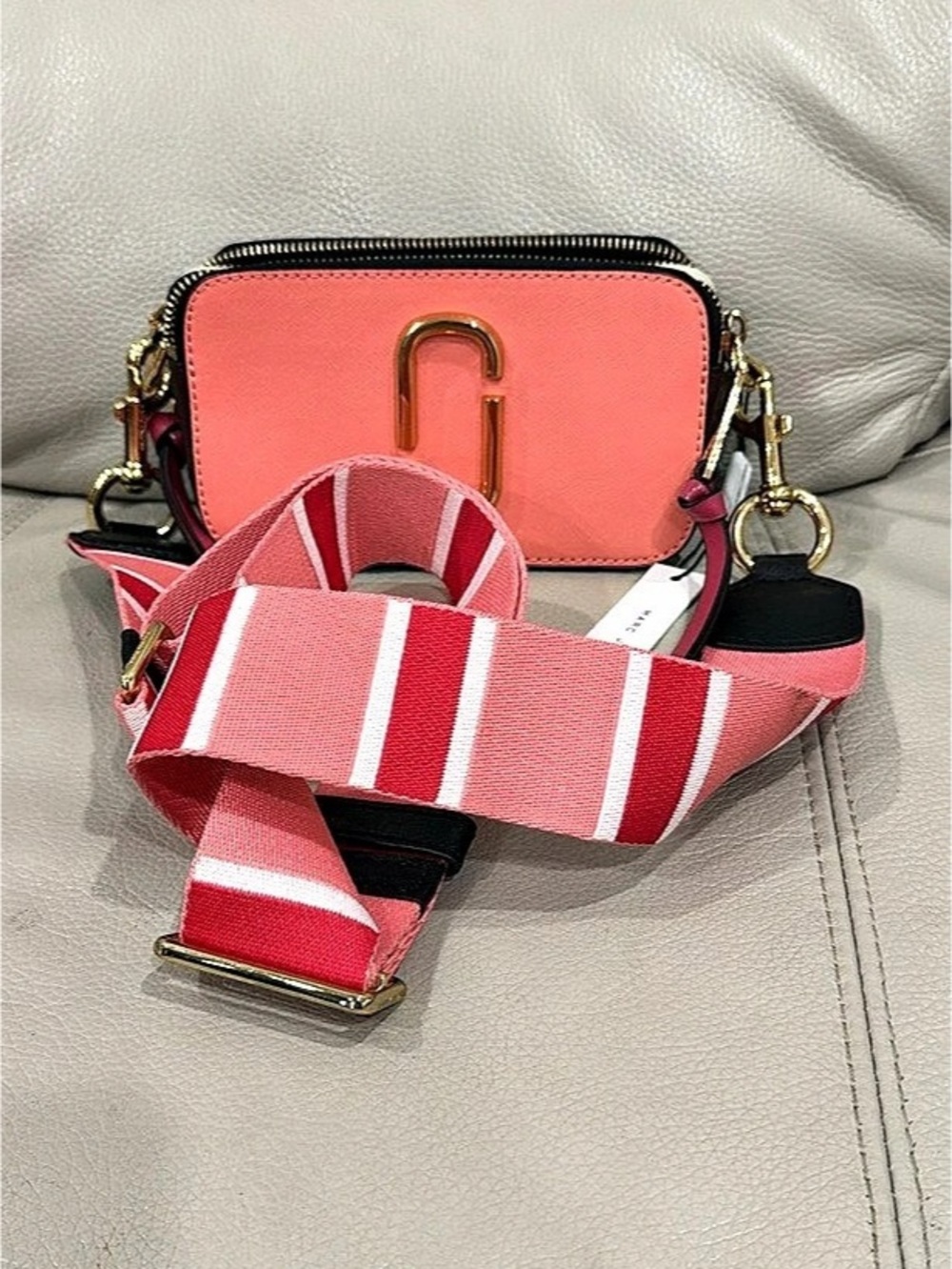 Marc Jacobs The Snapshot Camera Bag Pink & Red Crossbody Bag